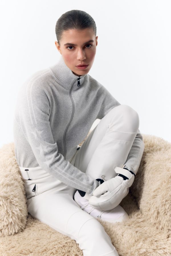 KNITTED VEST