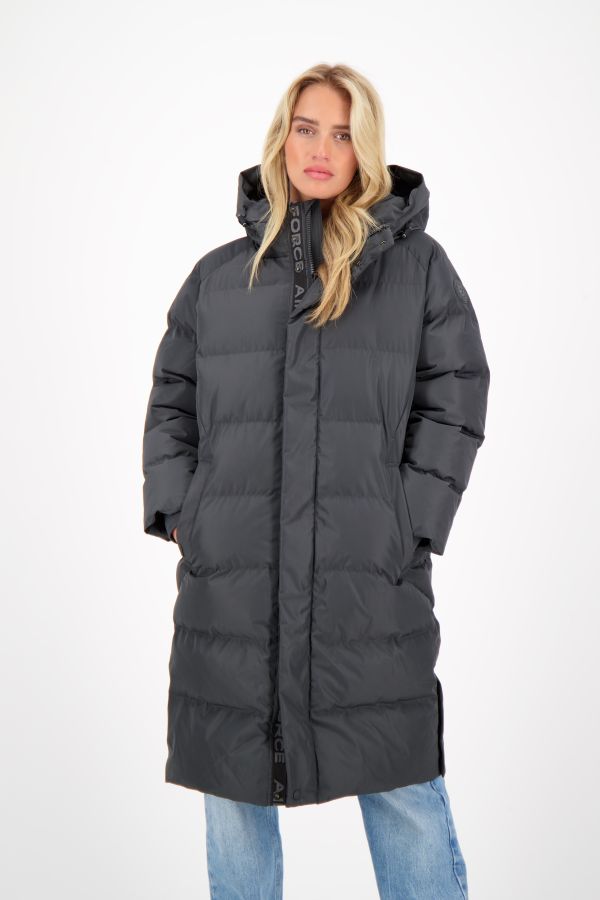 JANET PARKA