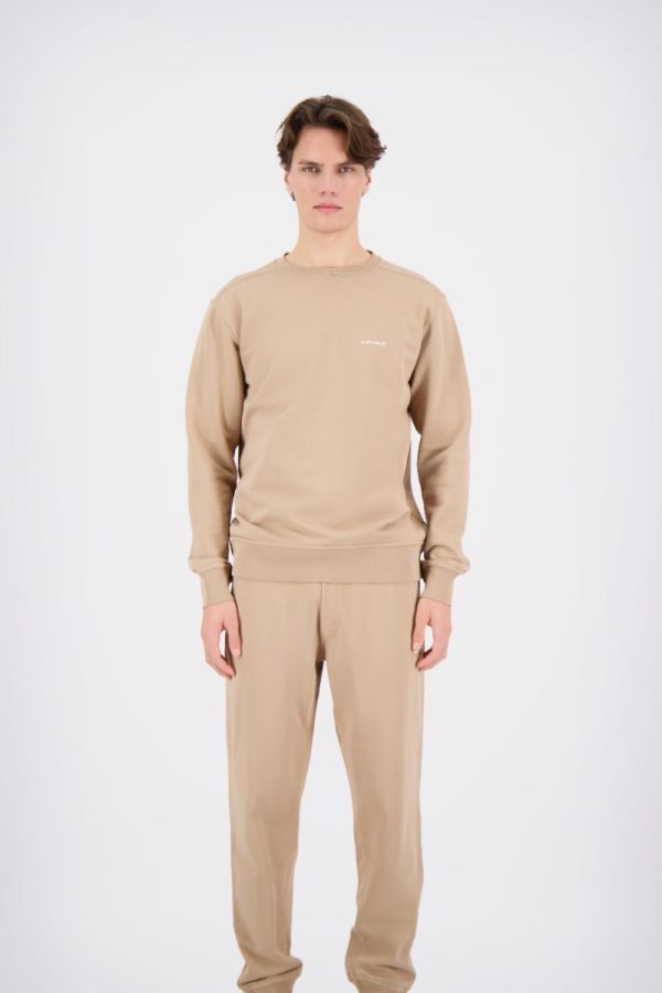 BASIC SWEATER