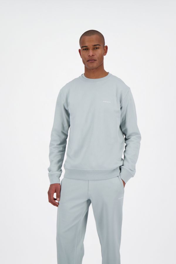 BASIC SWEATER