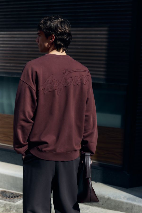 SWEATER WORDING