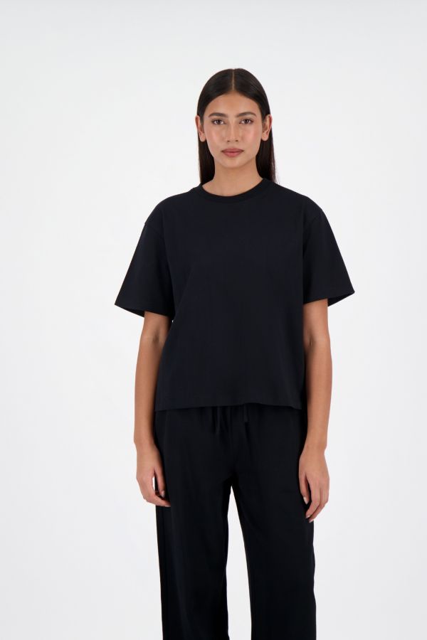 BASIC TEE