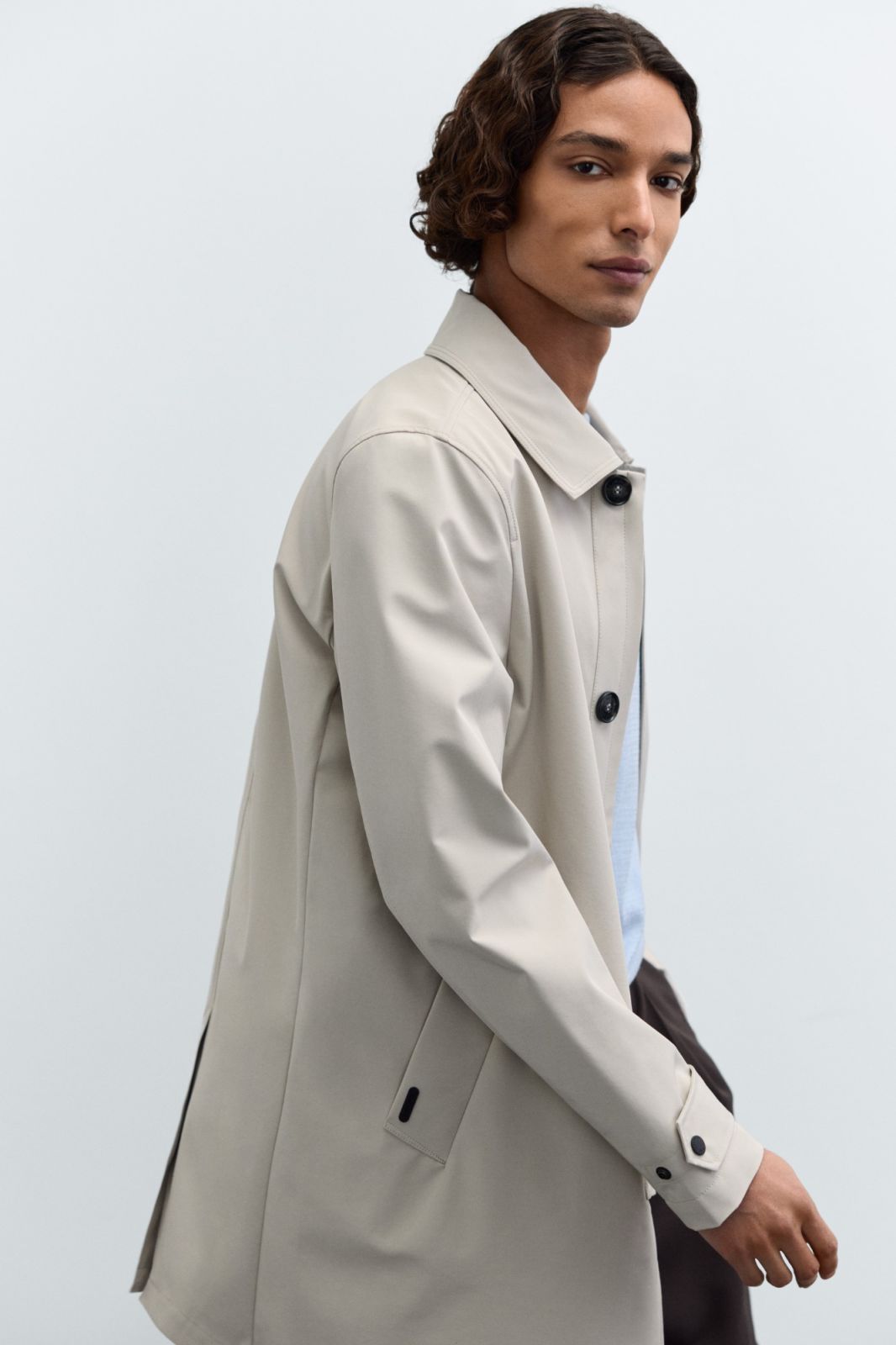 TRENCHCOAT