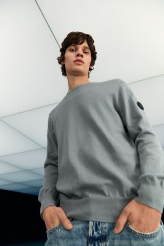 KNITWEAR ROUND NECK