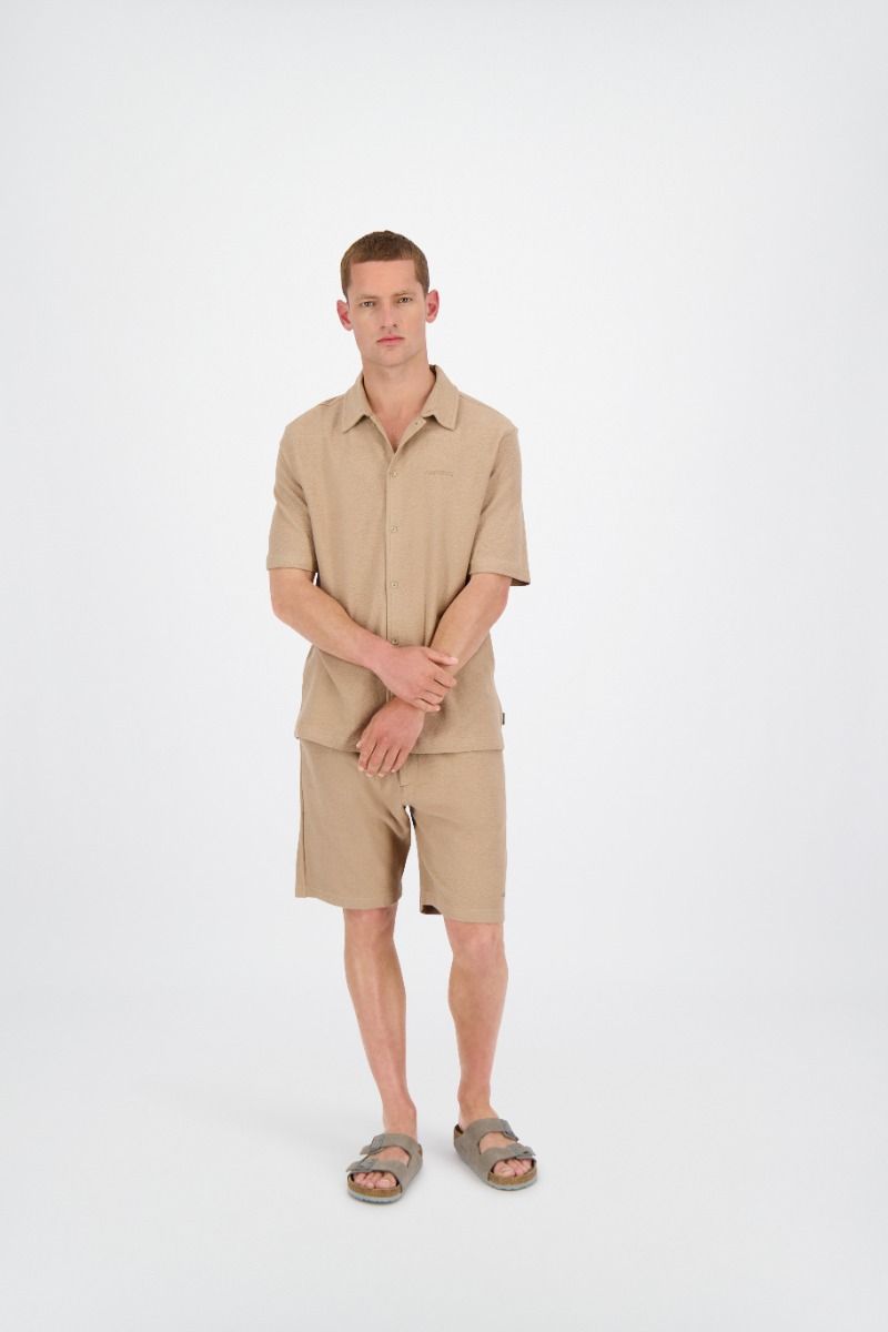 WOVEN SHORT SLEEVE SHIRT