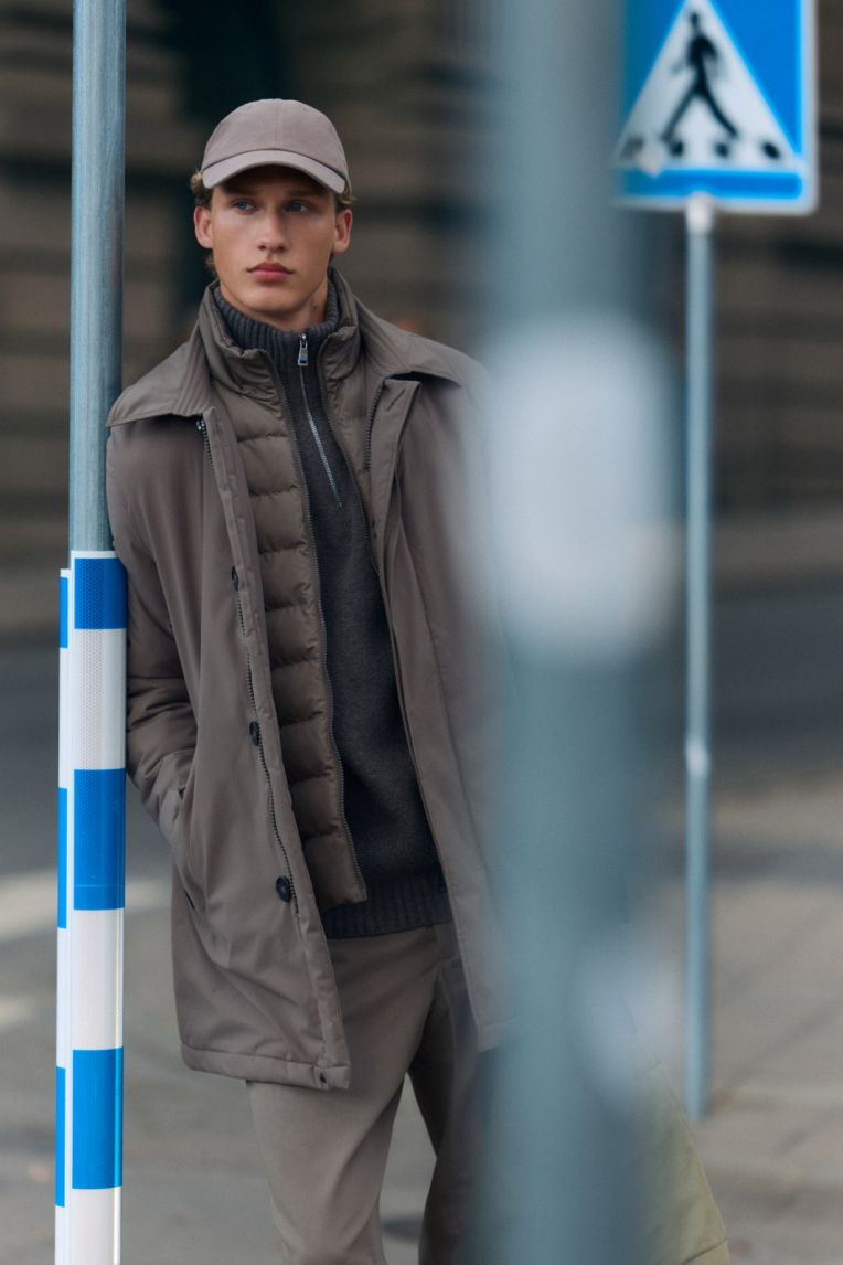 CALLY TRENCHCOAT