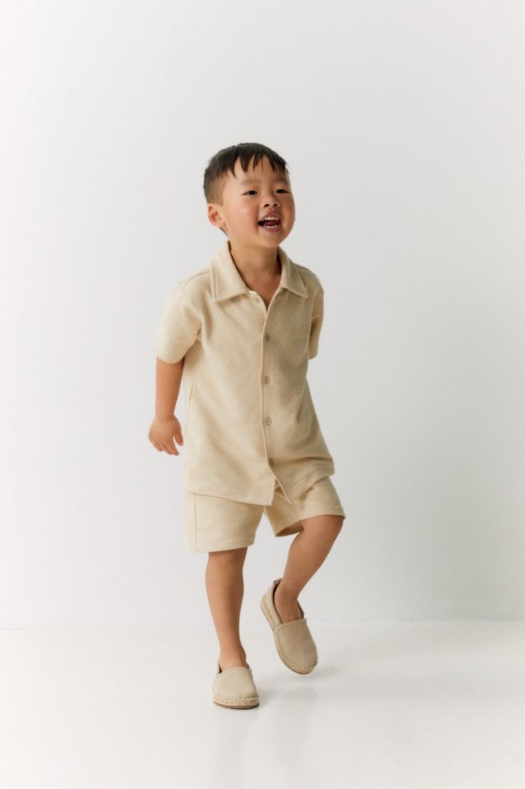 WOVEN SHORT SLEEVE SHIRT
