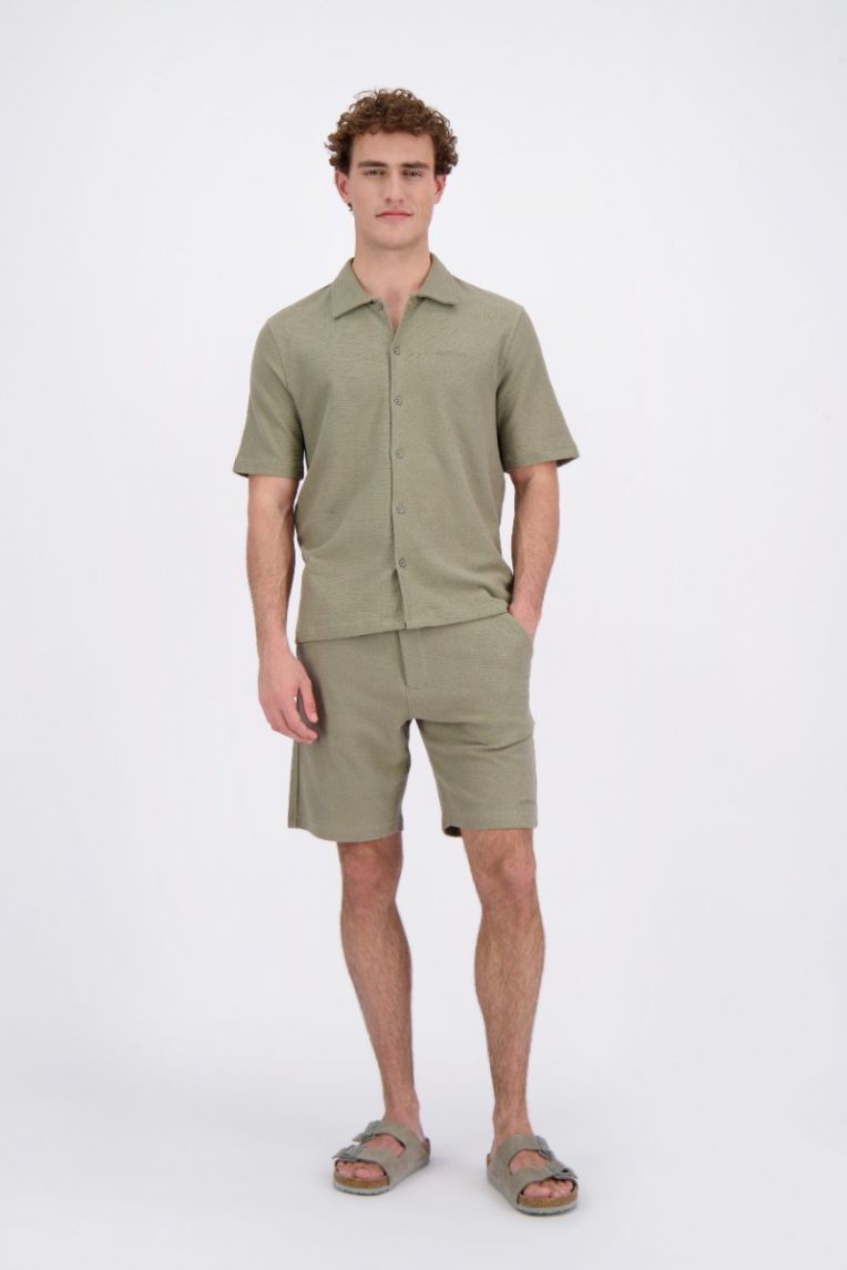 WOVEN SHORT PANTS