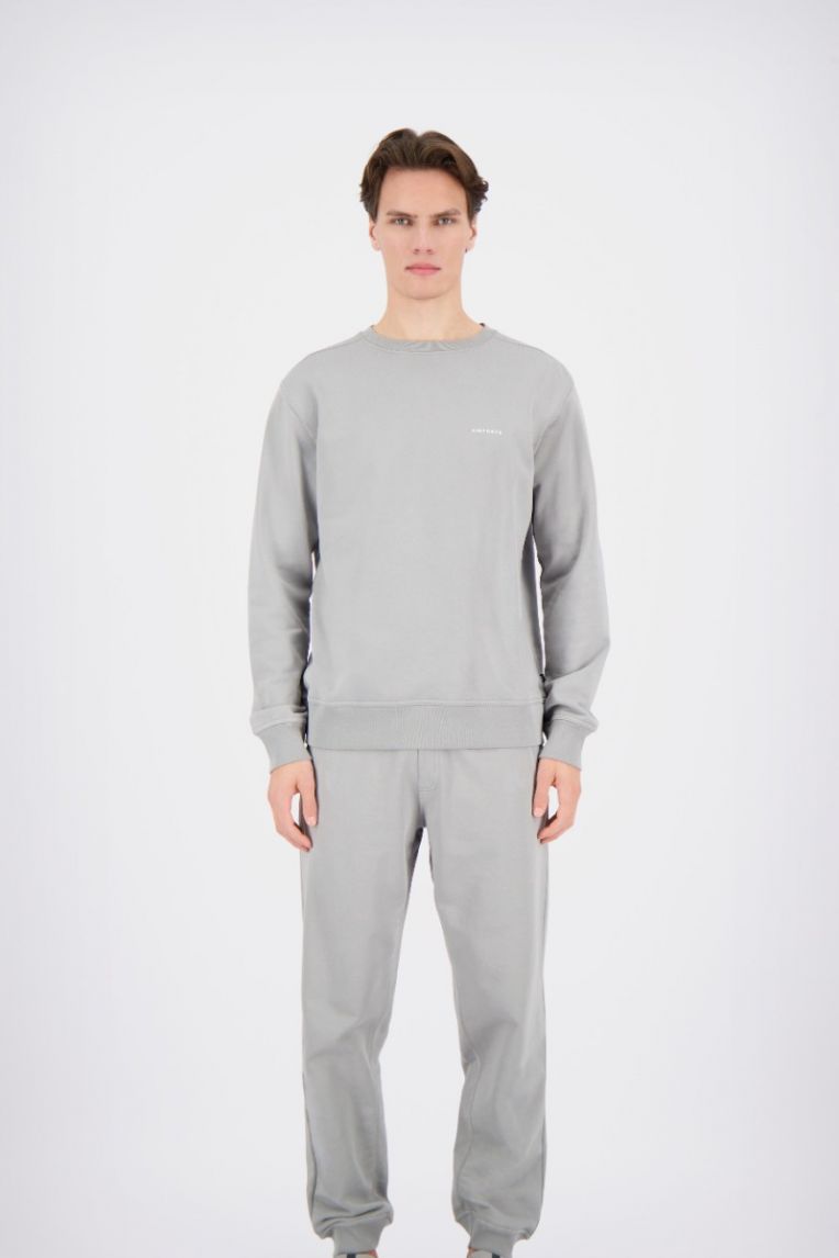 BASIC SWEATER